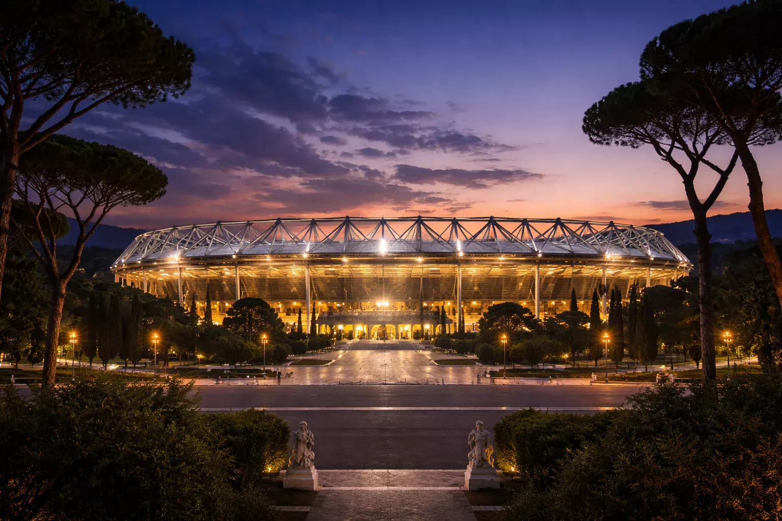 Estadio Olímpico de Roma iluminado durante una noche de competición europea